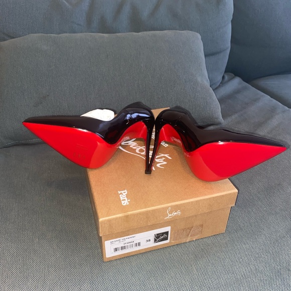 Sold - Picture 3 of 8